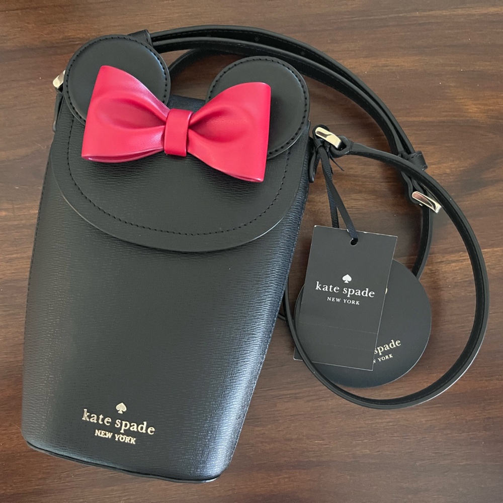 Kate Spade x Disney Minnie Mouse crossbody with card compartments nwt